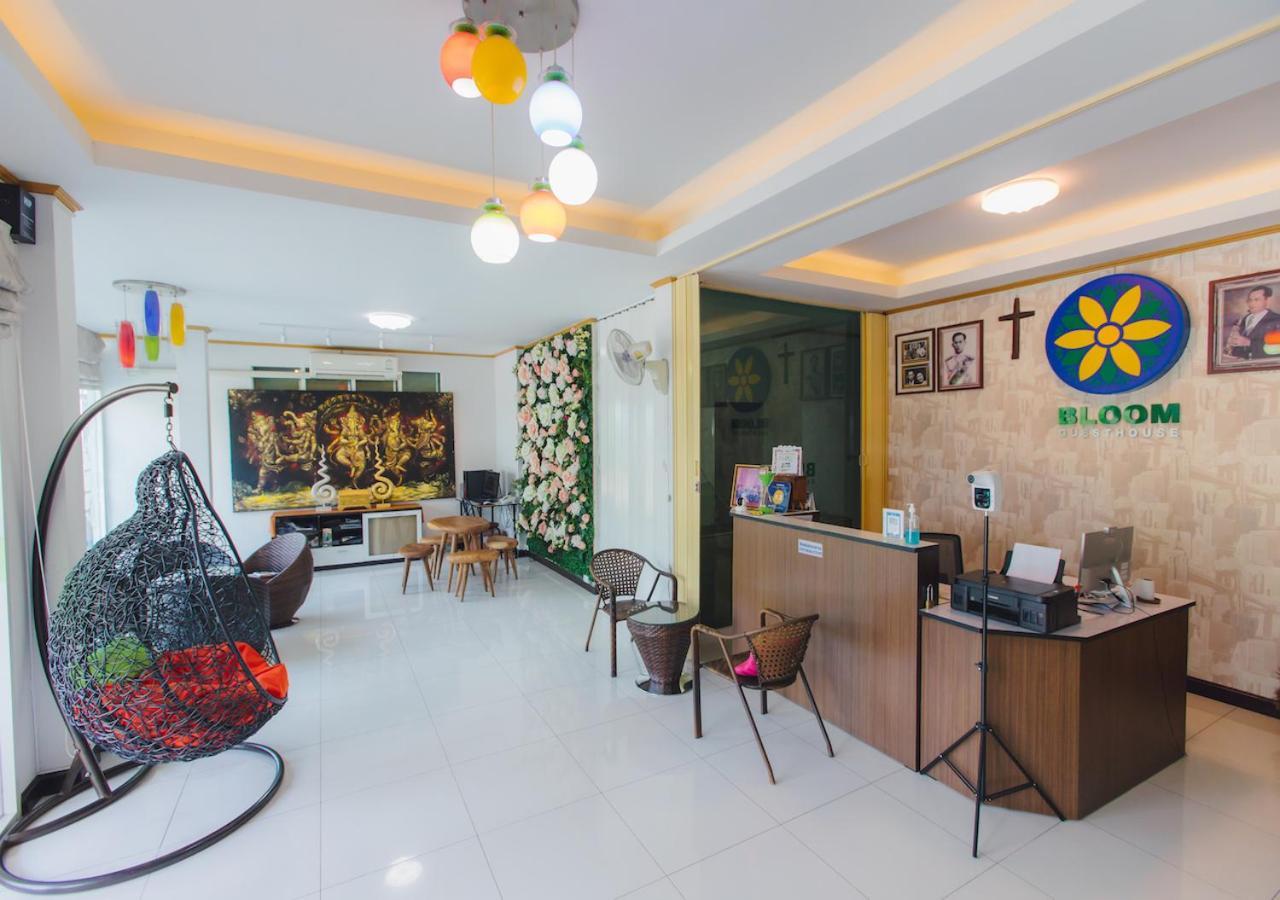 Bloom Guesthouse Чиангмай Экстерьер фото